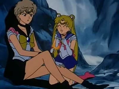 Save przyjaciele! Moon i Uranus Join Forces